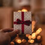 誕生日やクリスマスにプレゼントをくれない彼氏の心理!おねだりしても良い?